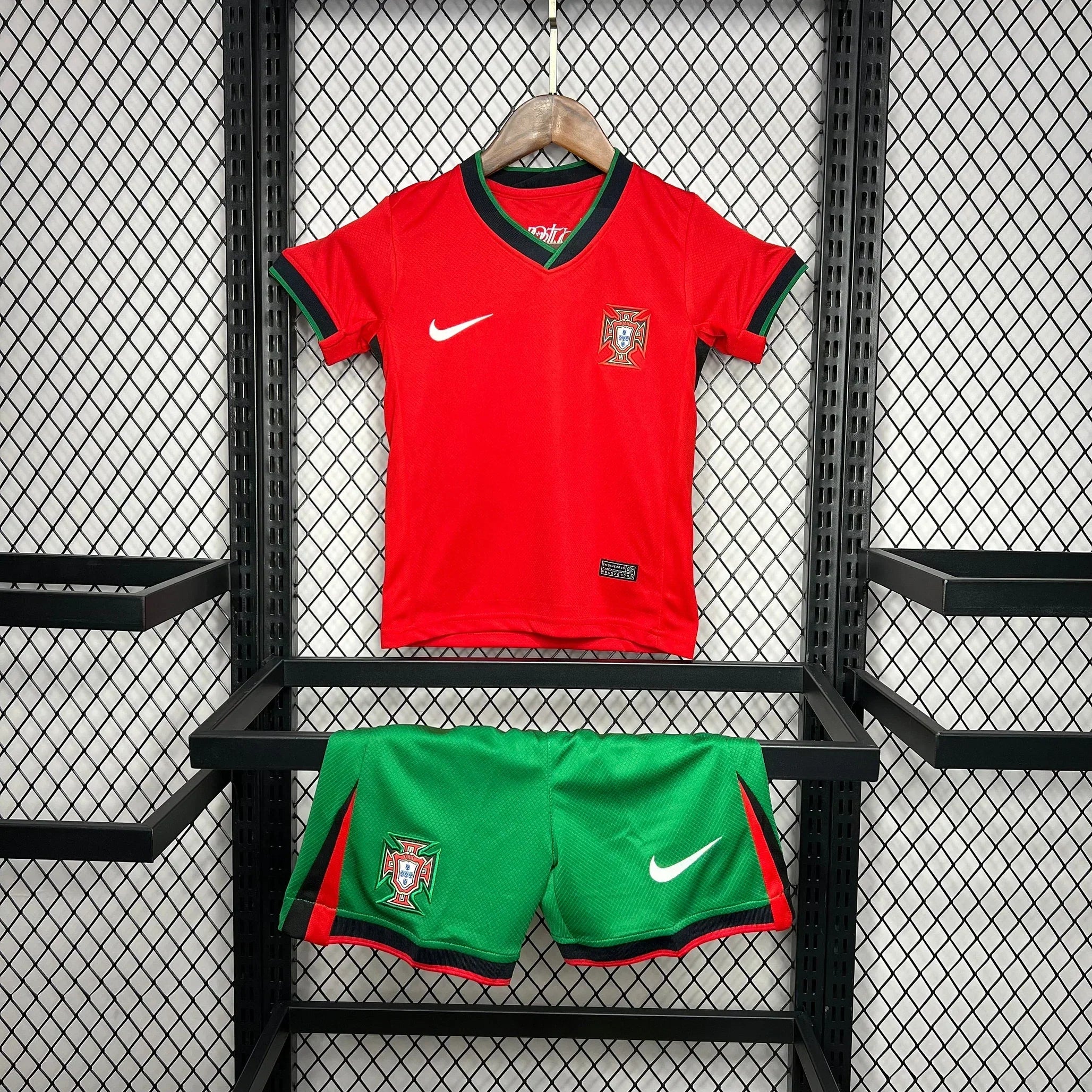 kit-enfant-portugal-2024-2026