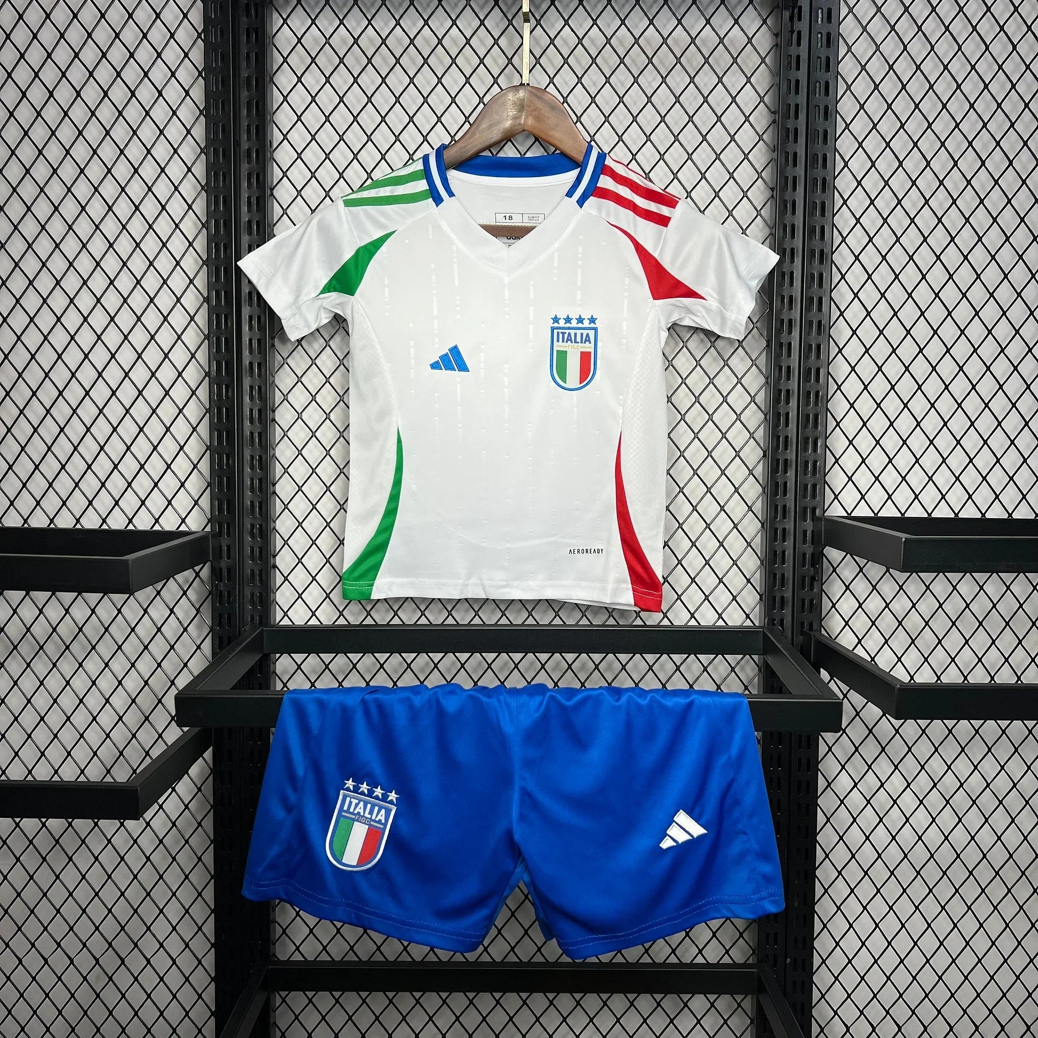 kit-enfant-italie-2024-2025