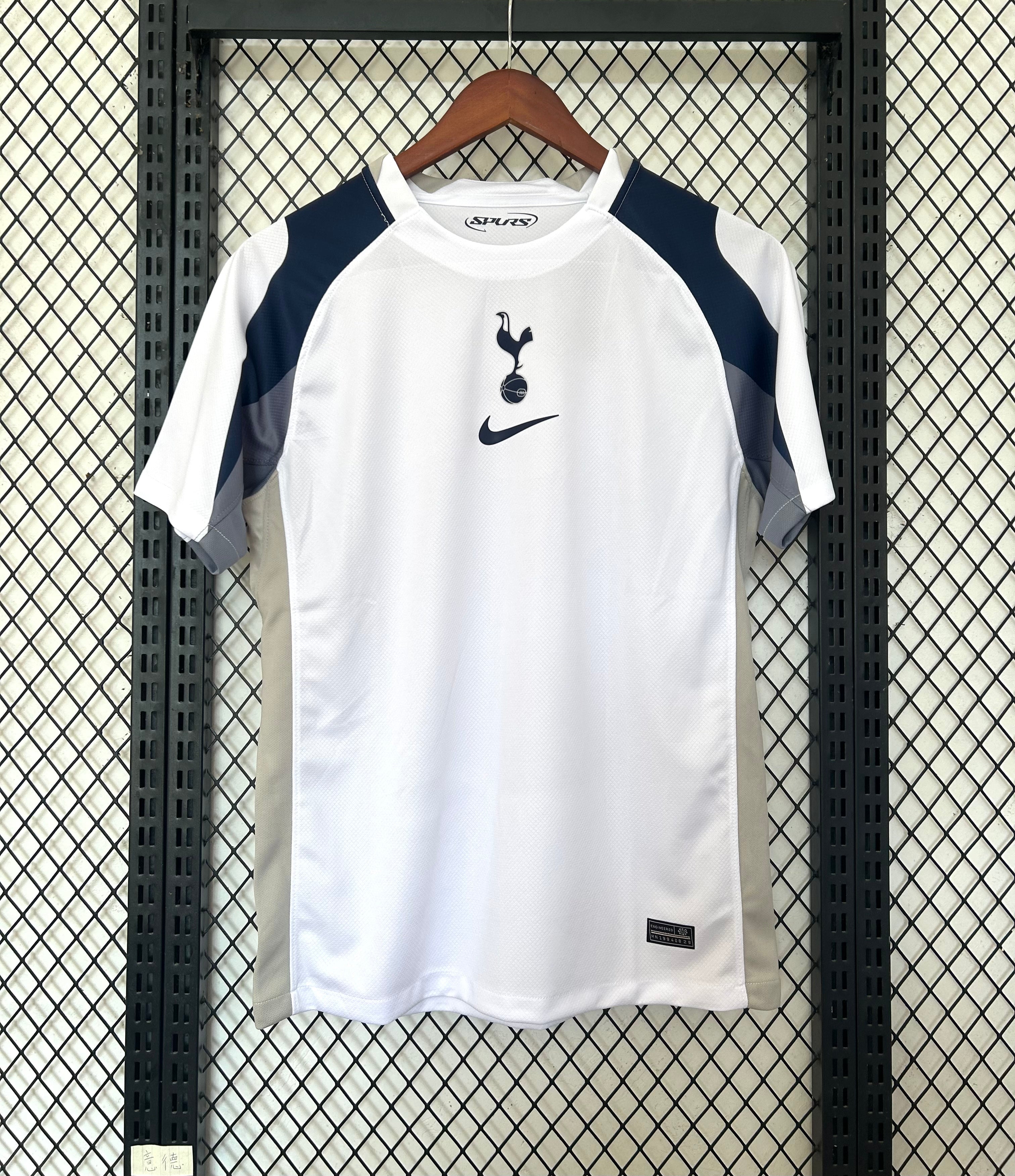maillot-tottenham-2025-2027