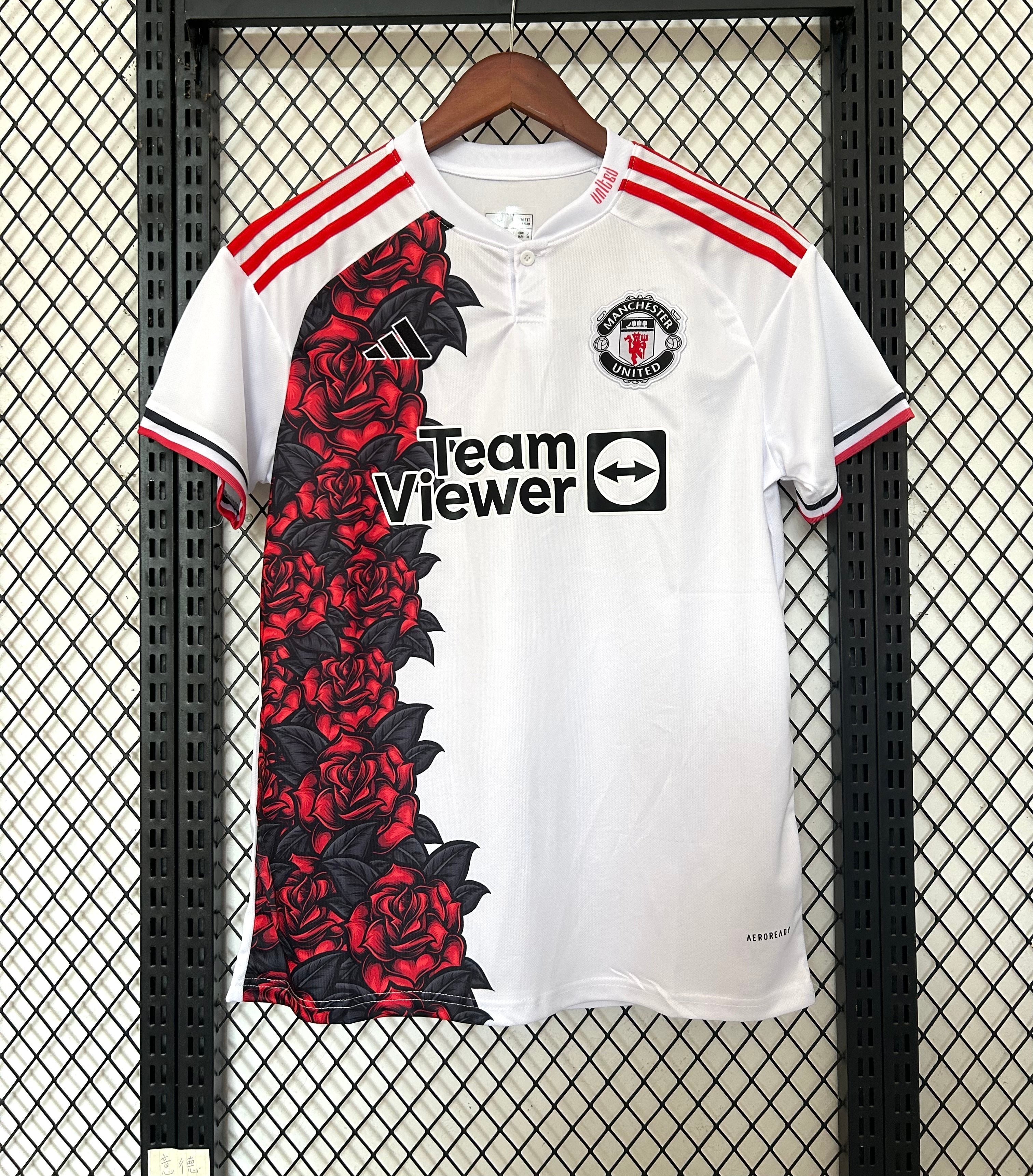 maillot-manchester-united-2025-2028