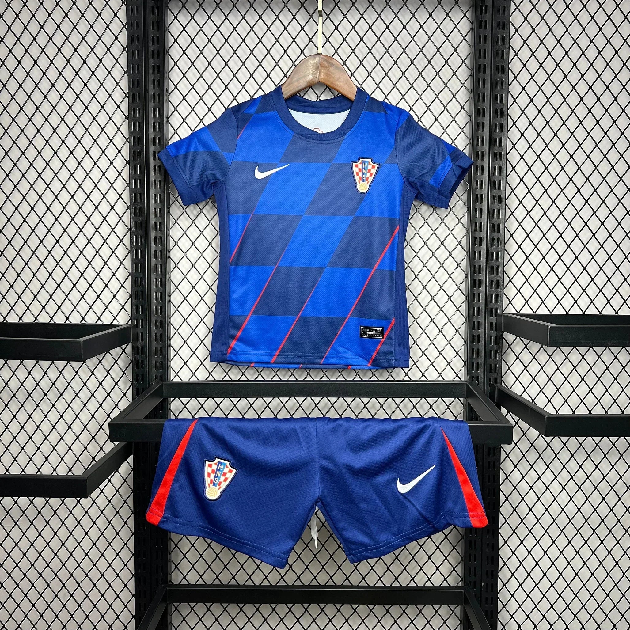 kit-enfant-croatie-exterieur-2024-2025