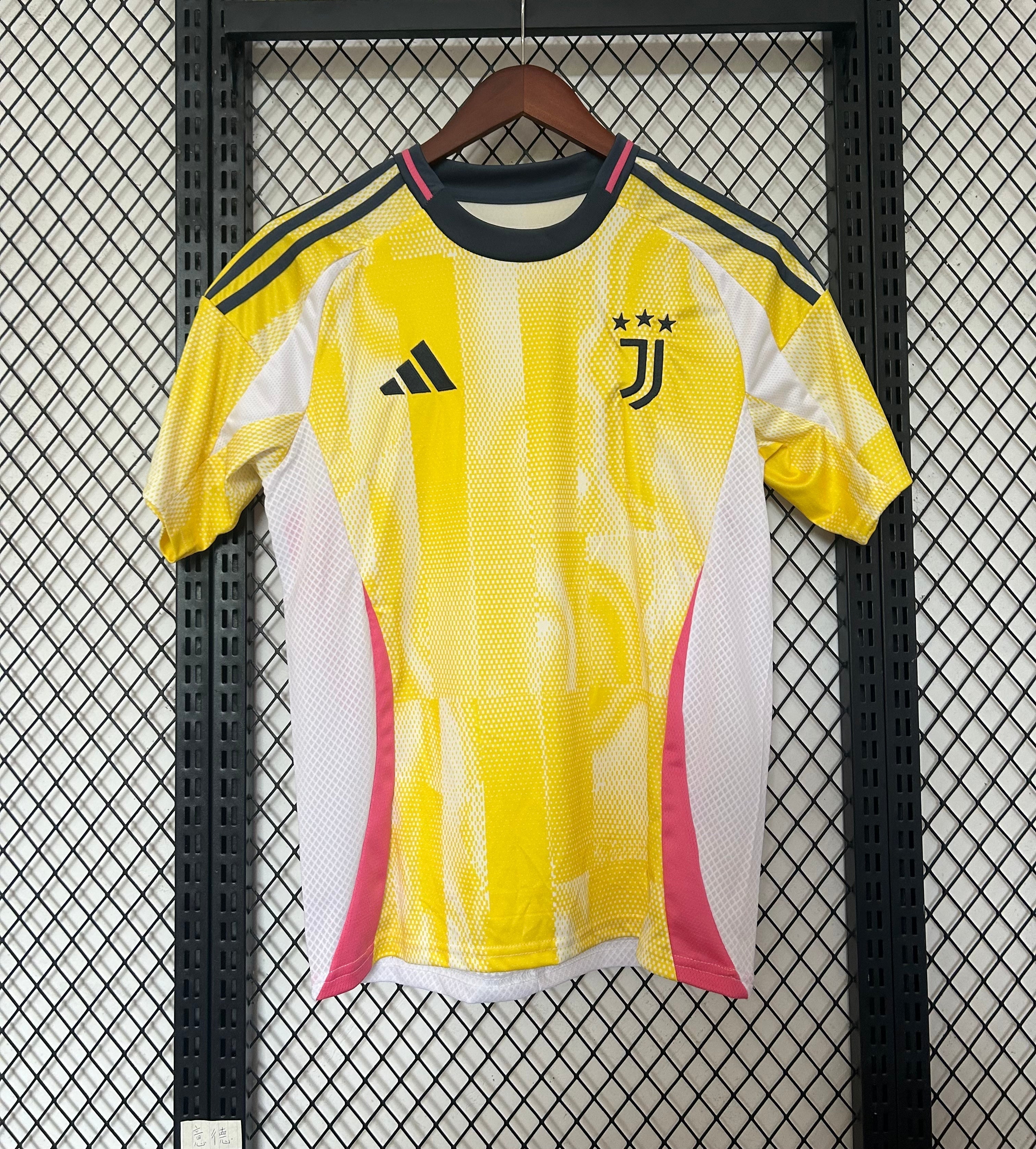 maillot-juventus-exterieur-2024-2025