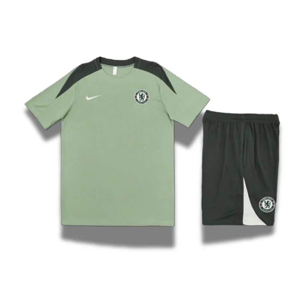 ensemble-chelsea-training-1