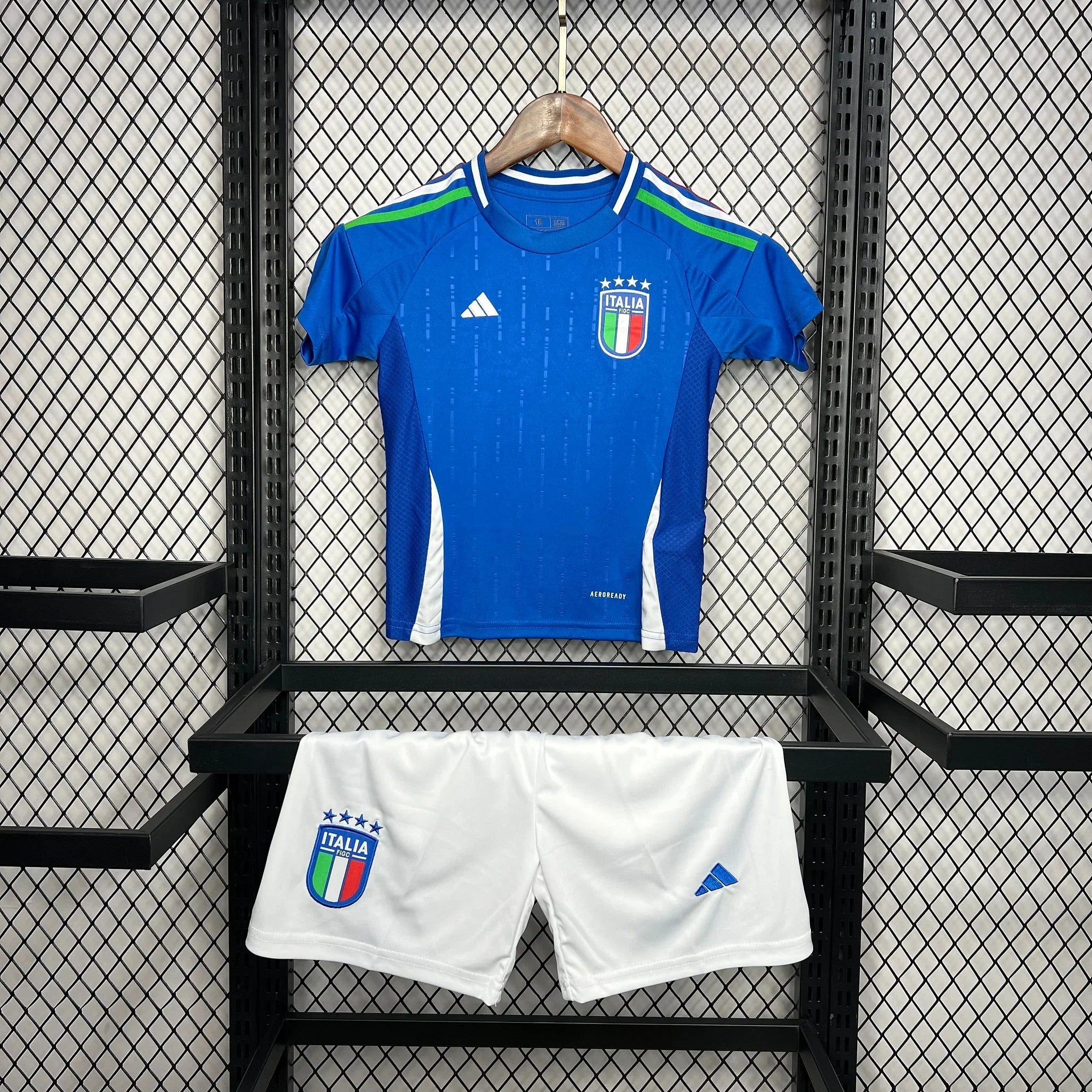kit-enfant-italie-2024-2026