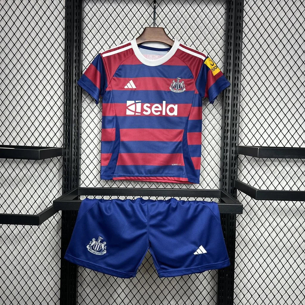 kit-enfant-newcastle-2024-2025